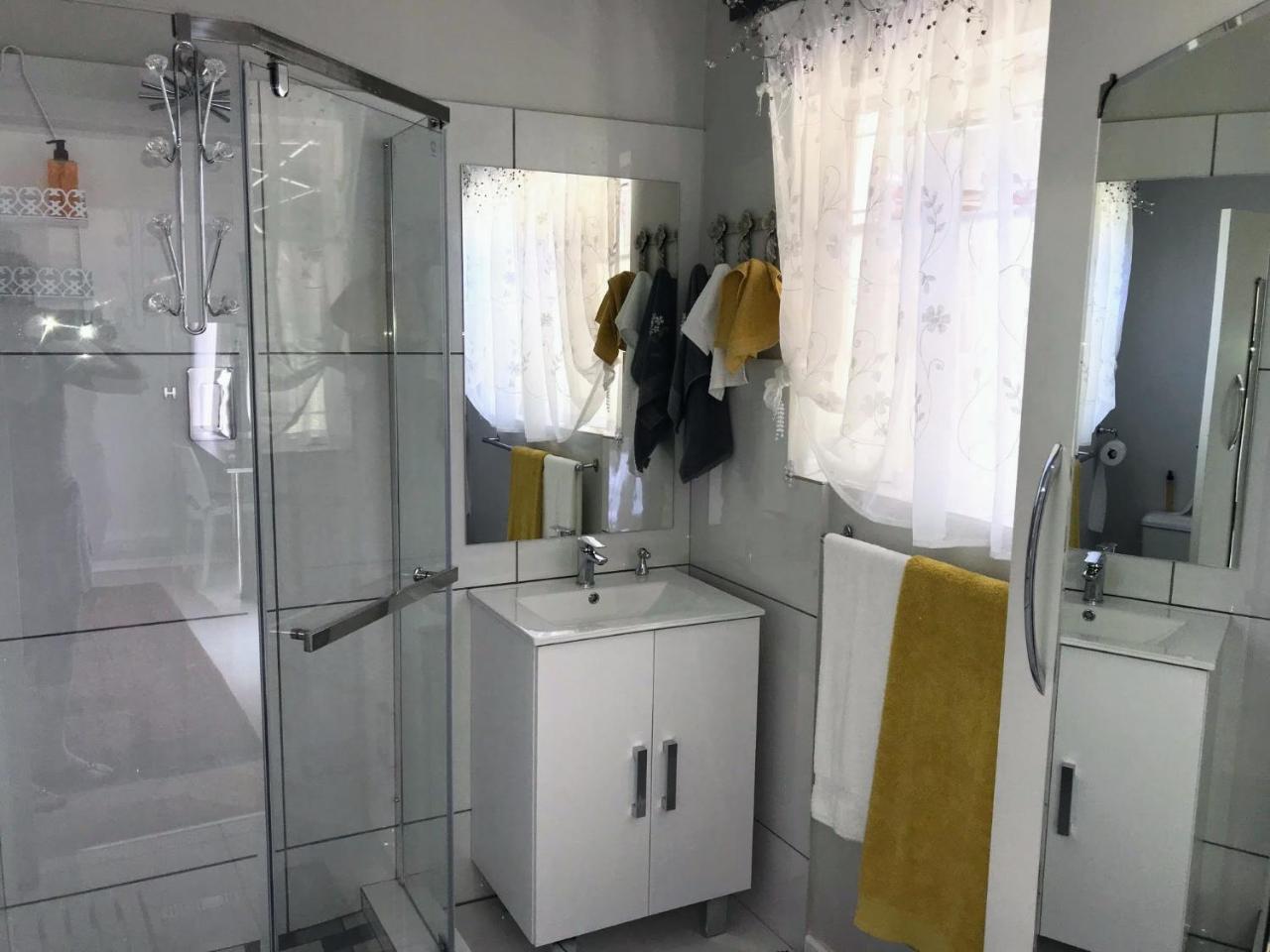 مبيت وإفطار Somerset East Gate 66 المظهر الخارجي الصورة